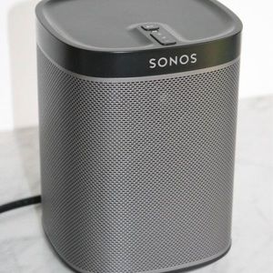SONOS PLAY:1 Compact Wireless Smart Hifi Speaker. WIFI Ethernet.